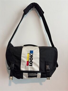 Super Rare Timbuk2 Look Branded Messenger Bag